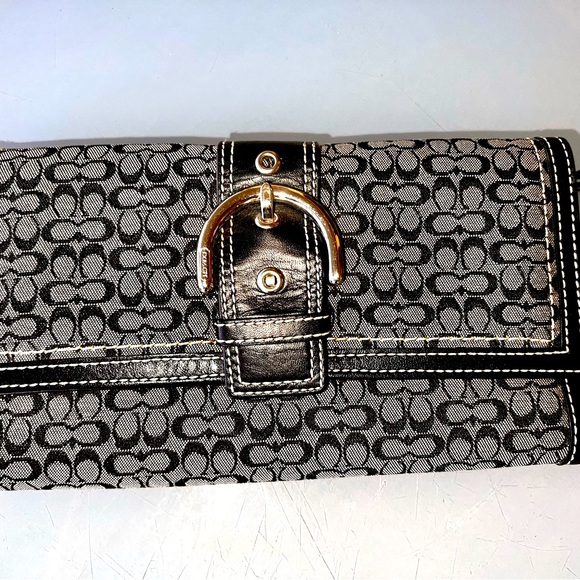COACH Vintage Style C Logo w Leather Buckle Wallet & Matching Checkbook Cover - Picture 2 of 11